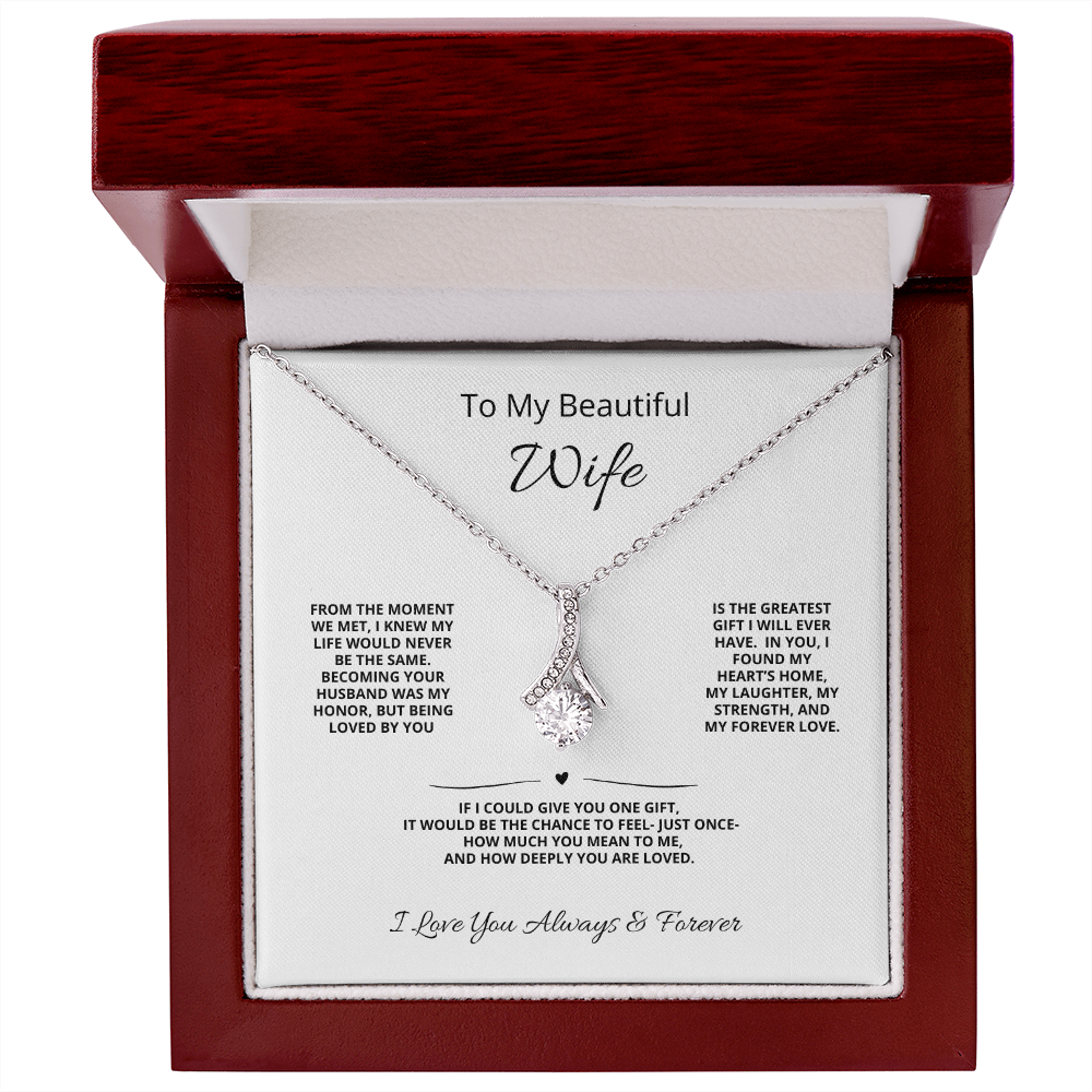 To My Beautiful Wife – Eternal Love Alluring Beauty Necklace