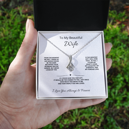 To My Beautiful Wife – Eternal Love Alluring Beauty Necklace